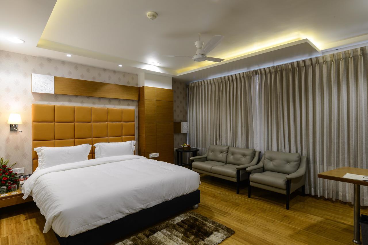 Hotel Atishay Bhopal Exterior foto